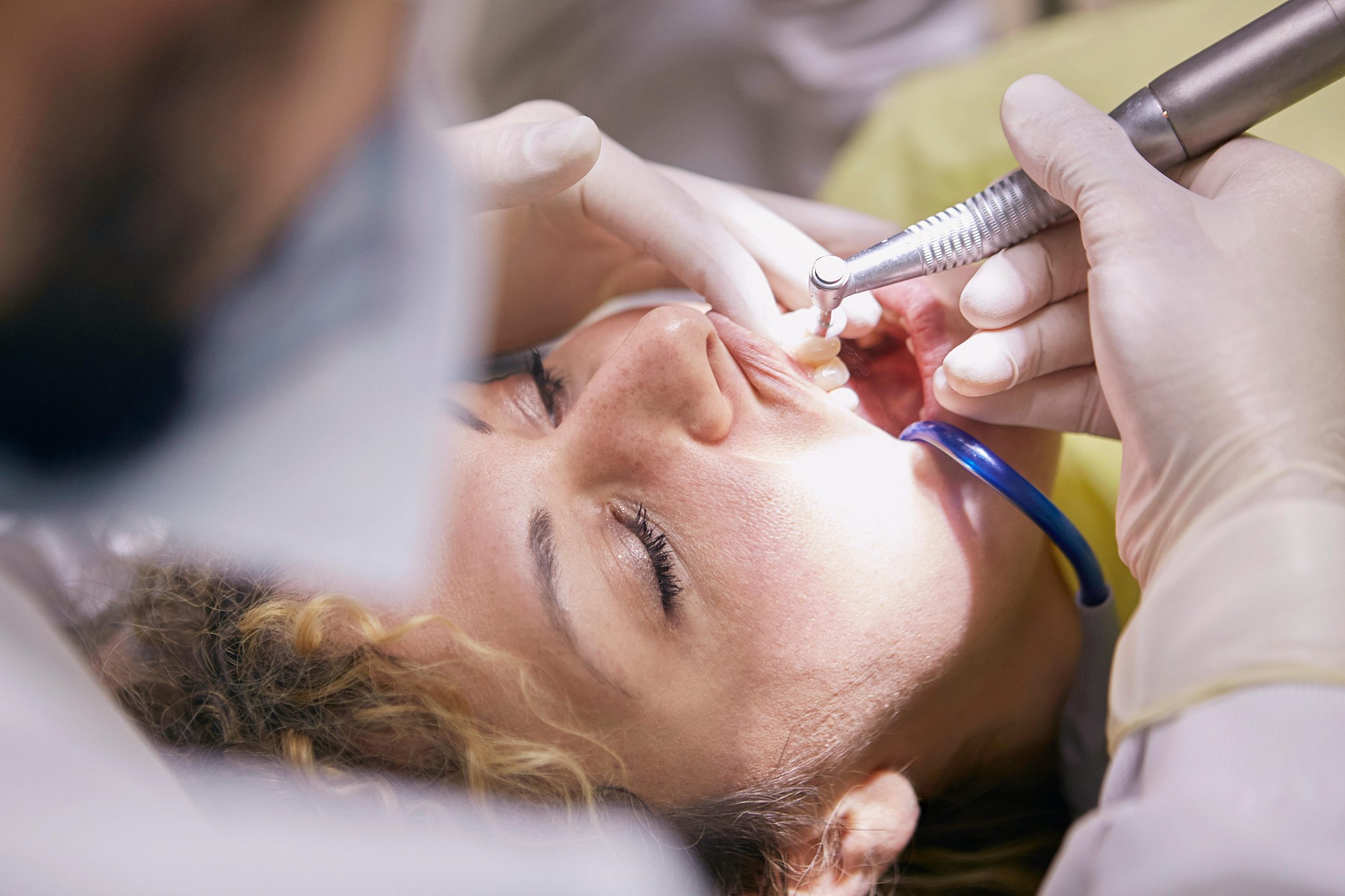 Che differenza c’è tra odontoiatria e ortodonzia? 1 Che differenza c’è tra odontoiatria e ortodonzia?